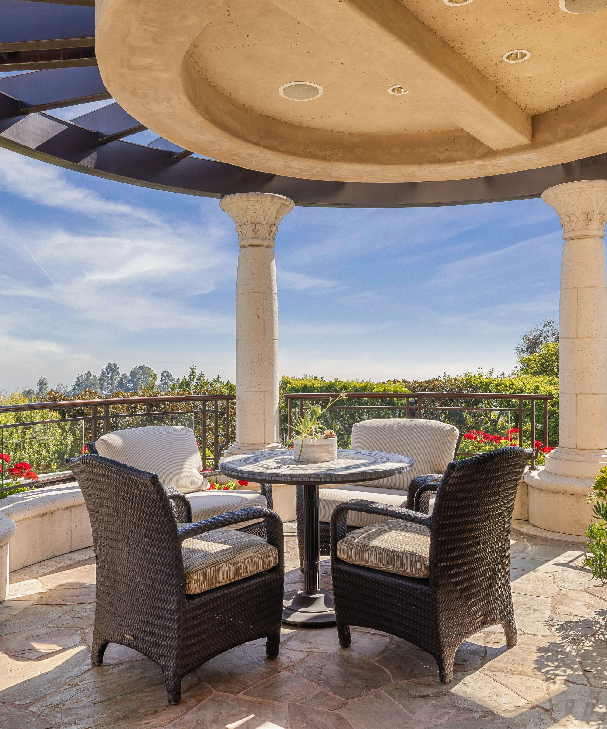 Quincy Jones' patio