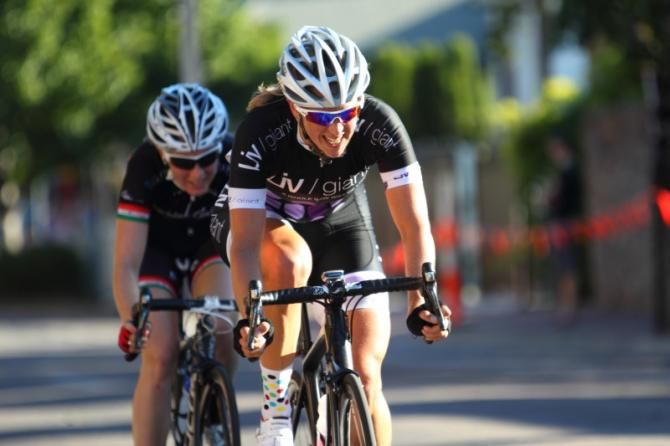 Nicole Whitburn (Liv Giant) and Jasmine Hurikino (Crino Cycles / Casa &amp; Boggeta) stayed away for 20 minutes