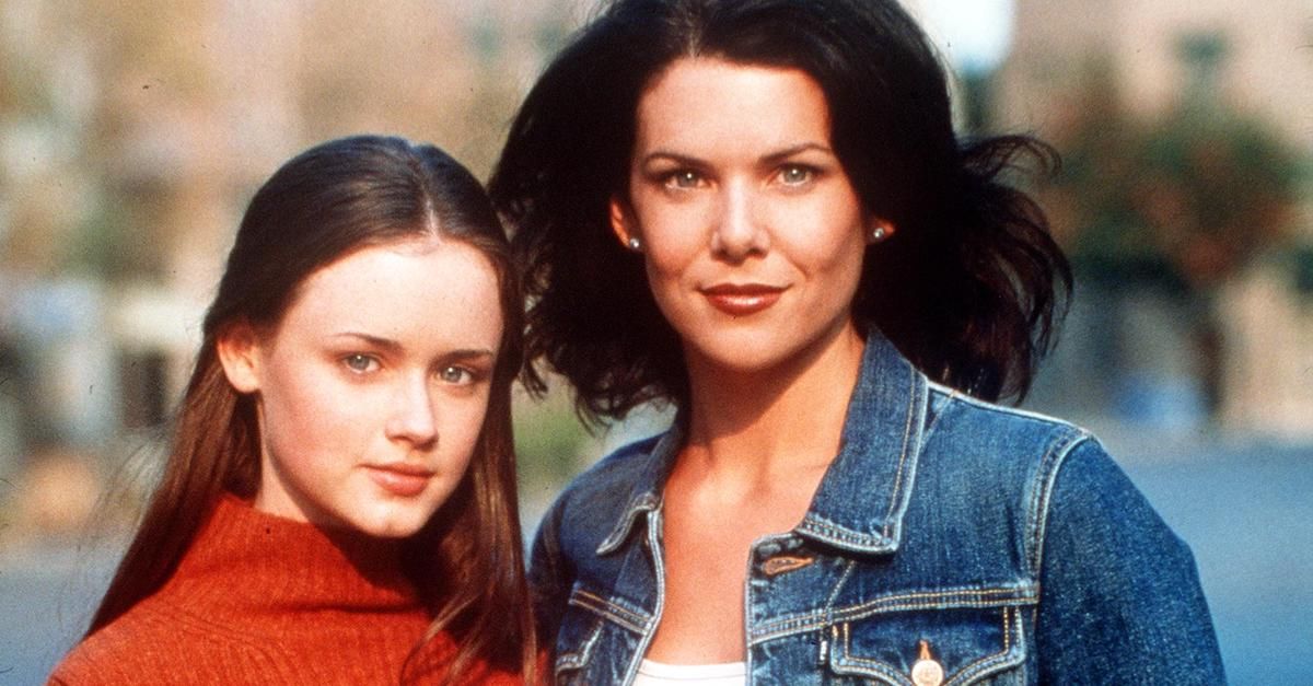 17 Gilmore Women–Esque Dwelling Items We’re Shopping for This Fall