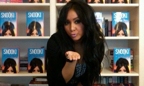 The plot of Snooki&amp;#039;s novel -- &amp;quot;pint-size&amp;quot; Gia and her &amp;quot;sexiest summer&amp;quot; beach adventures -- will sound suspiciously familiar to &amp;quot;Jersey Shore&amp;quot; fans.