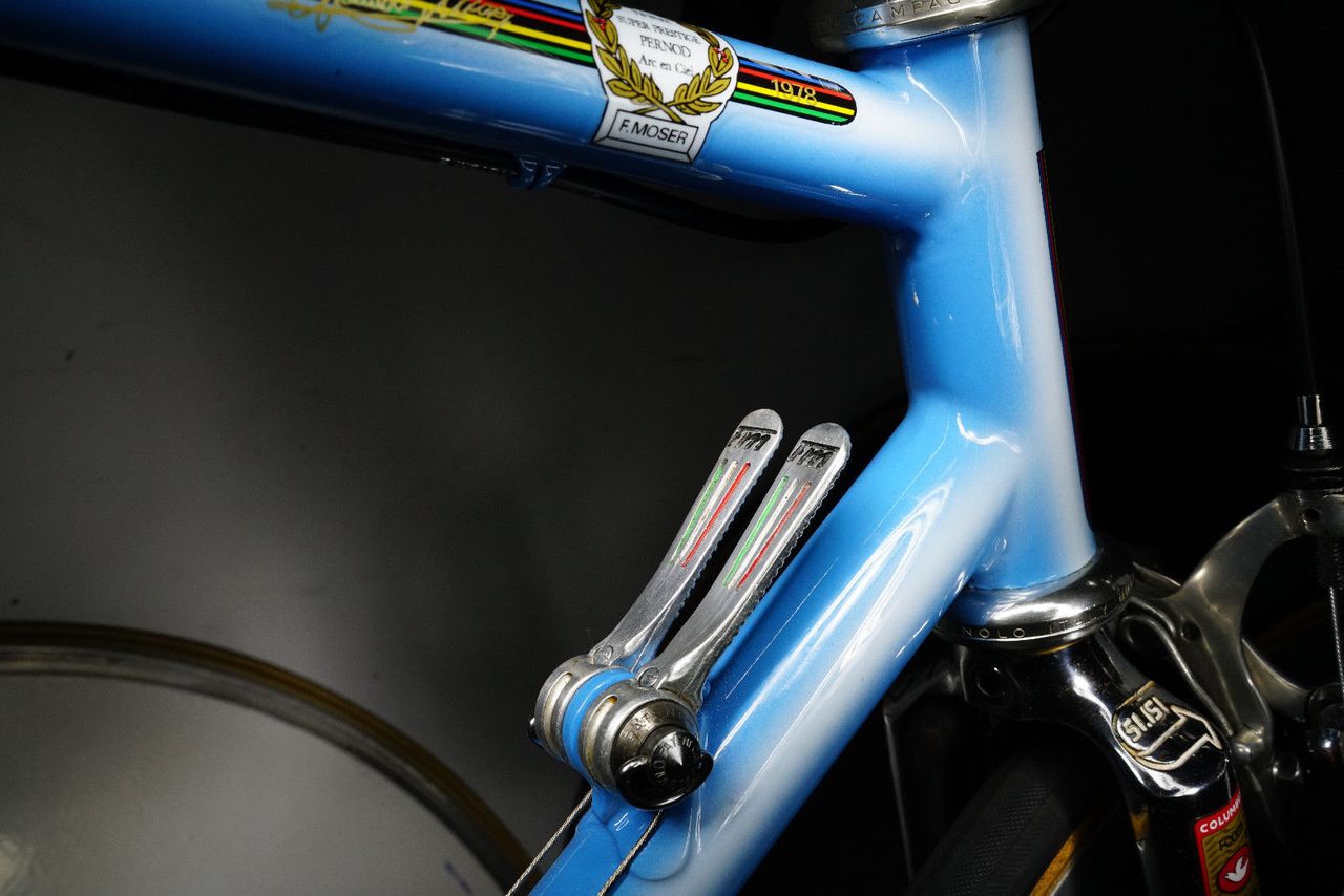 Downtube levers for this impeccable, mid-1980s lo-pro TT bike