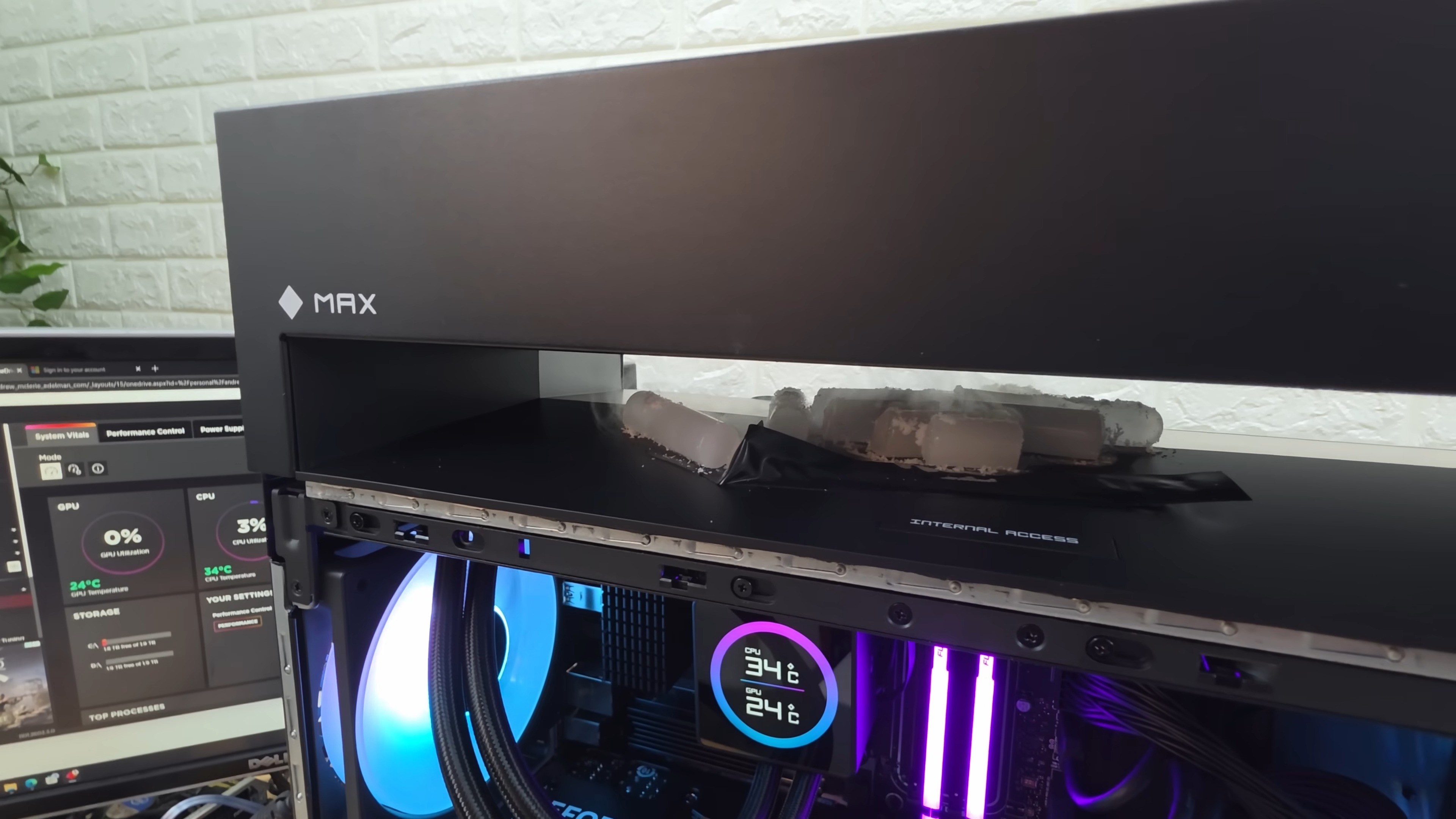 Dry ice inside an HP gaming PC Cryo Chamber, being used to cool the AIO