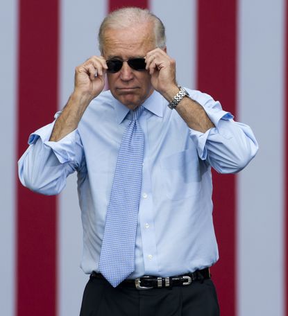 Joe Biden and Tim Kaine wore matching sunglasses while campaigning. 