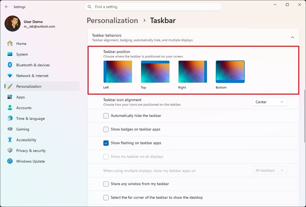 Settings window for taskbar personalization in Windows. Options include taskbar position, icon alignment, and visibility features.
