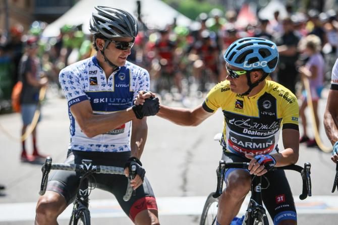Tom Danielson (Garmin) congratulates Joey Rosskopf (Hincapie) on taking the KOM jersey this week