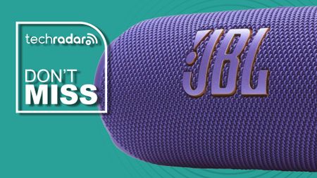 JBL Flip 7 in purple, on a teal background with TR's 'Don't Miss' badge