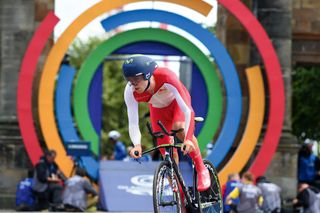 Alex Dowsett sets off from the start at Glasgow Green’s park gates to go on to win Commonwealth gold in the individual time trial.