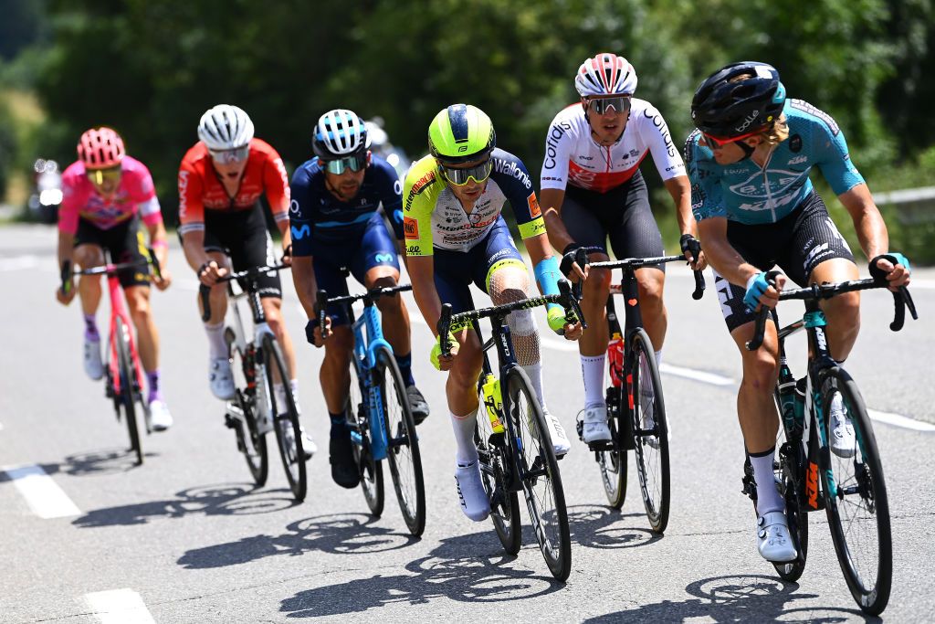 The early break of stage 12