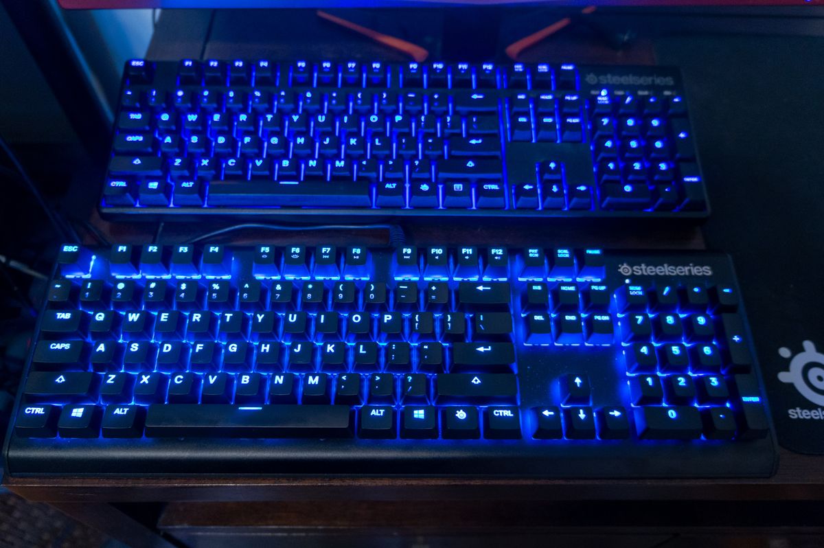 SteelSeries Apex M500 (top) vs SteelSeries Apex M750 (bottom)