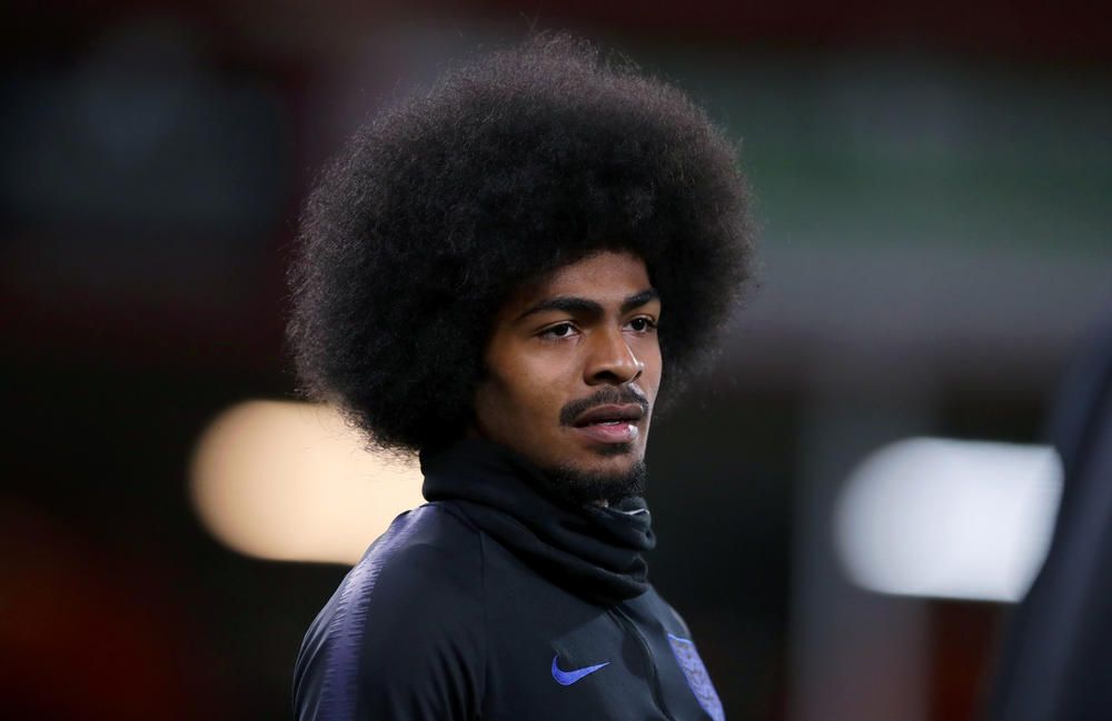 Хамза бенделладжи. Hamza Choudhury. Чоудхури футболист. Хамза Чадхури Уотфорд 2022. Хамза Бенделладж.