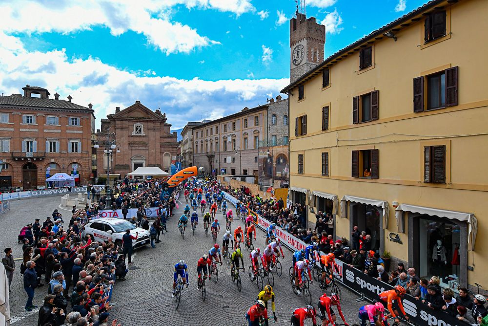 Stage 6 at Tirreno-Adriatico gets underway