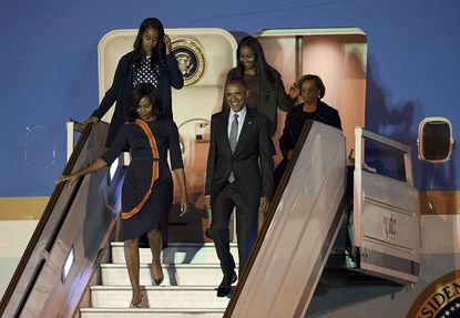 President Obama and his family arrive in Buenos Aires from Cuba