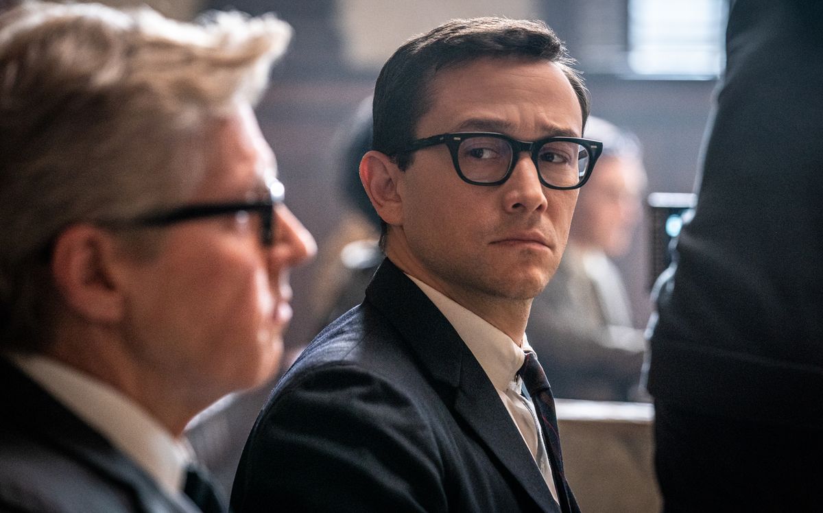 Joseph Gordon Levitt as Richard Schultz in The Trial of the Chicago 7