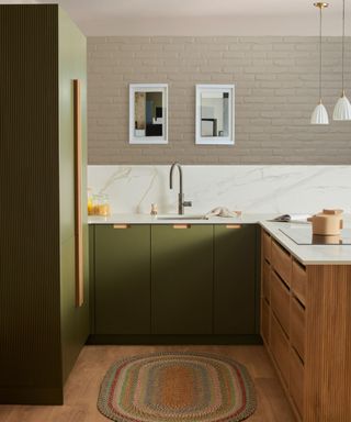 Peninsula kitchen with a triangle layout