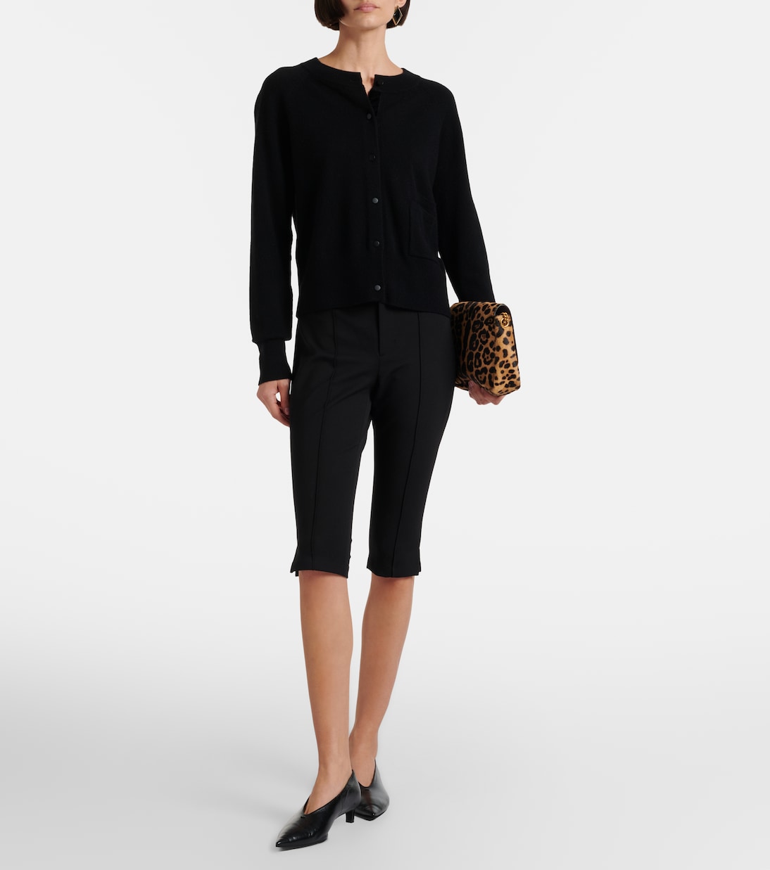 Mid-Rise Slim Capri Pants in Black - Vince
