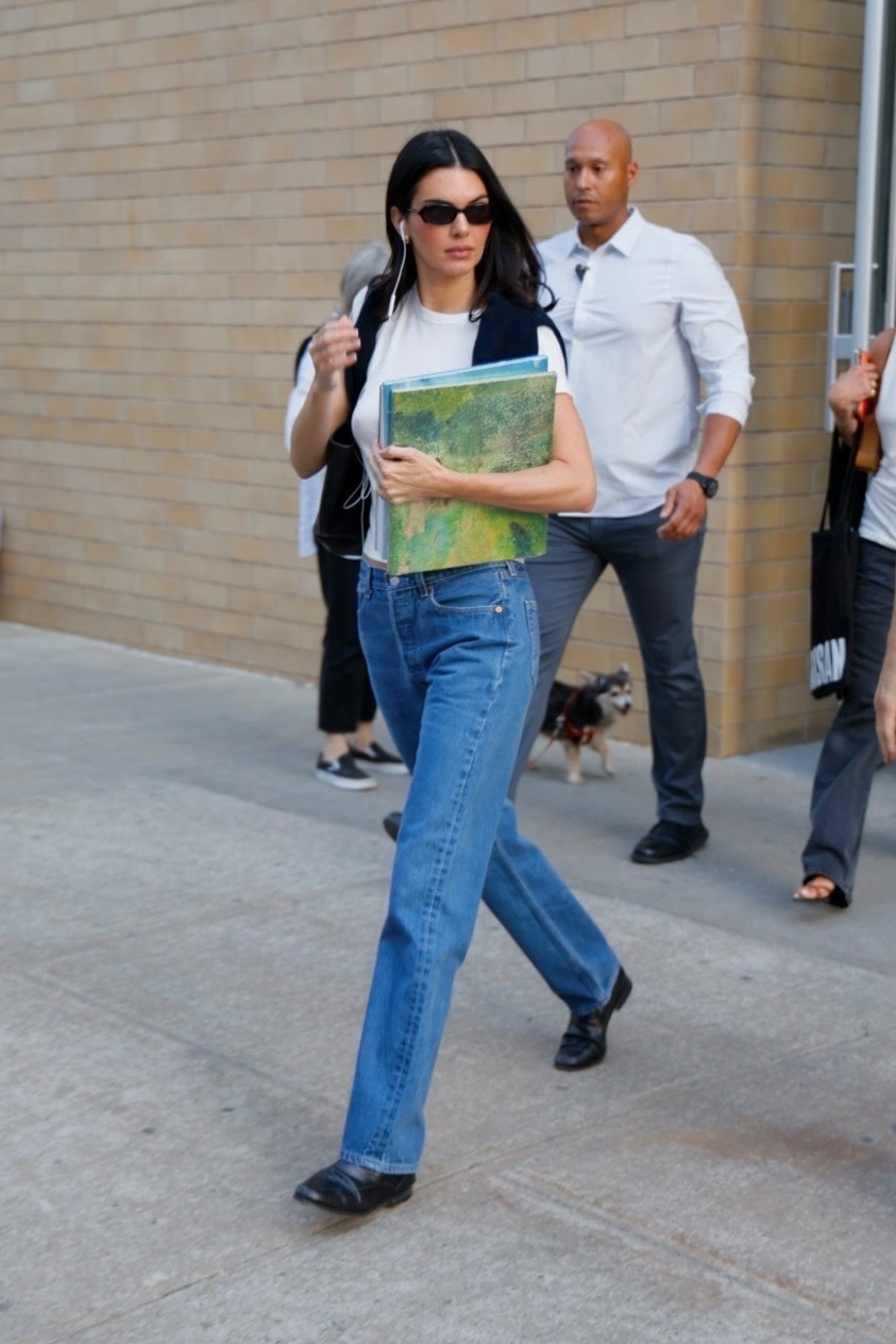 best celebrity jeans outfits 2026 Kendall Jenner