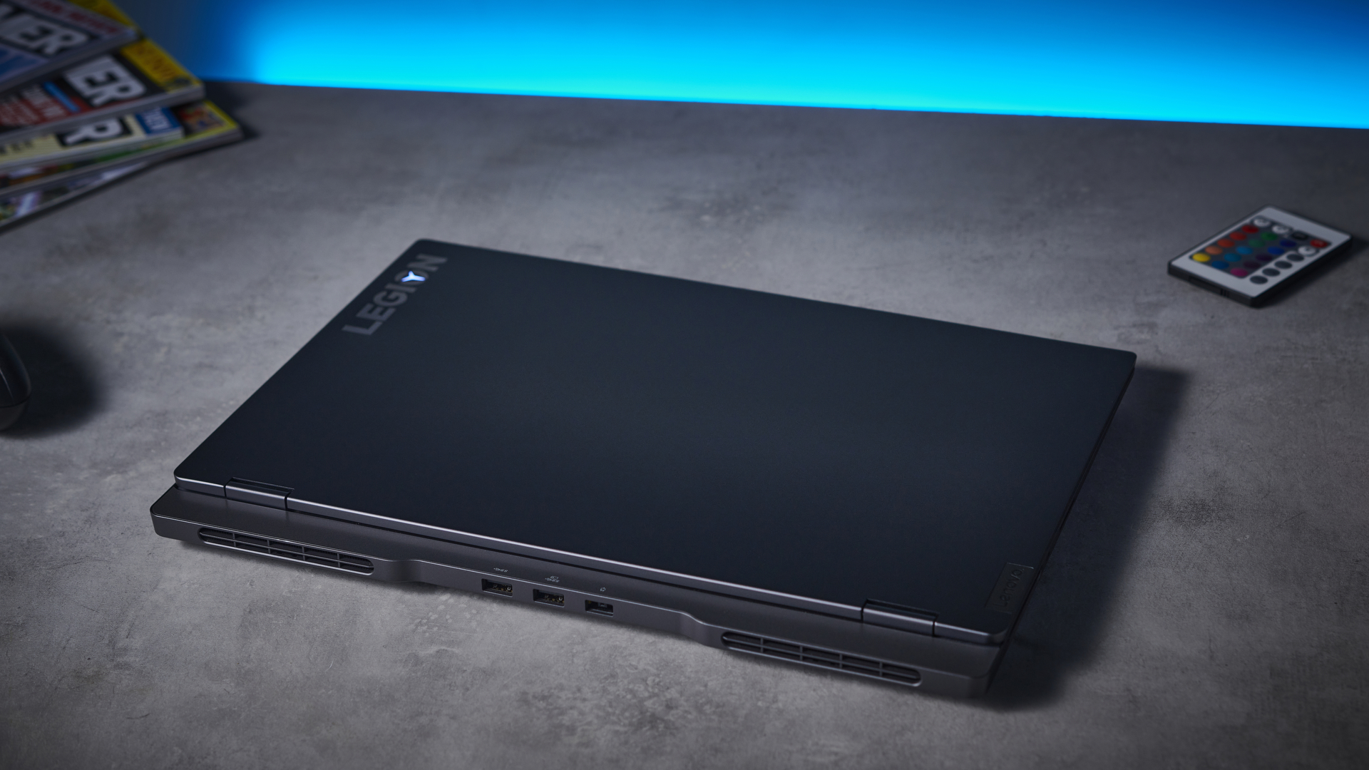 Image of the Lenovo Legion S7 laptop with the lid closed.