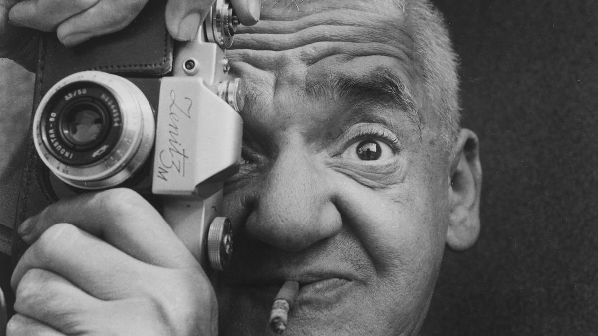 E.2879-1995PhotographPortrait of Weegee Photographic portraits (3) of the photographer Weegee, 20th centuryRichard Sadler (1927-)