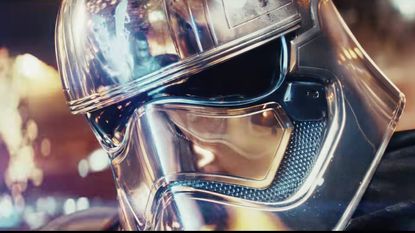 Star Wars 8: The Last Jedi - The fate of Phasma, Rey's parents, and Snokes identity are all discussed