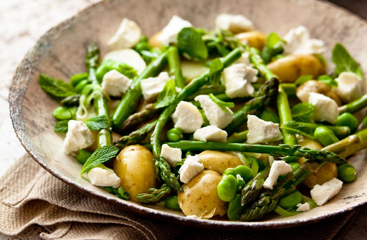 New potato and asparagus salad Lunch Recipes GoodtoKnow