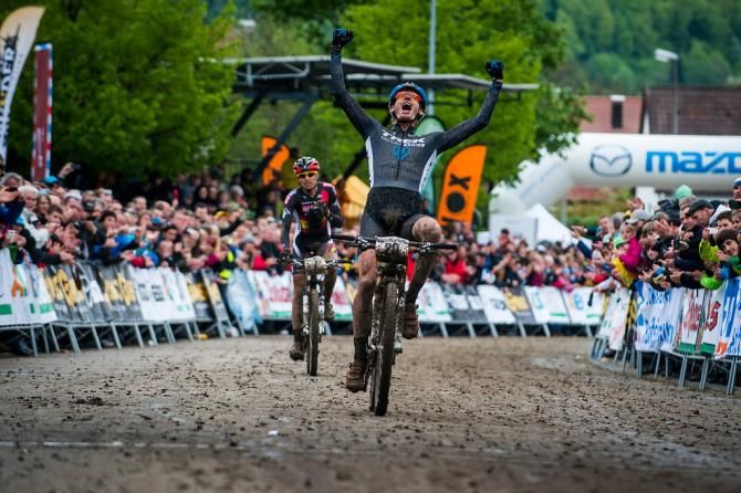 Dan McConnell wins the men's race in Albstadt