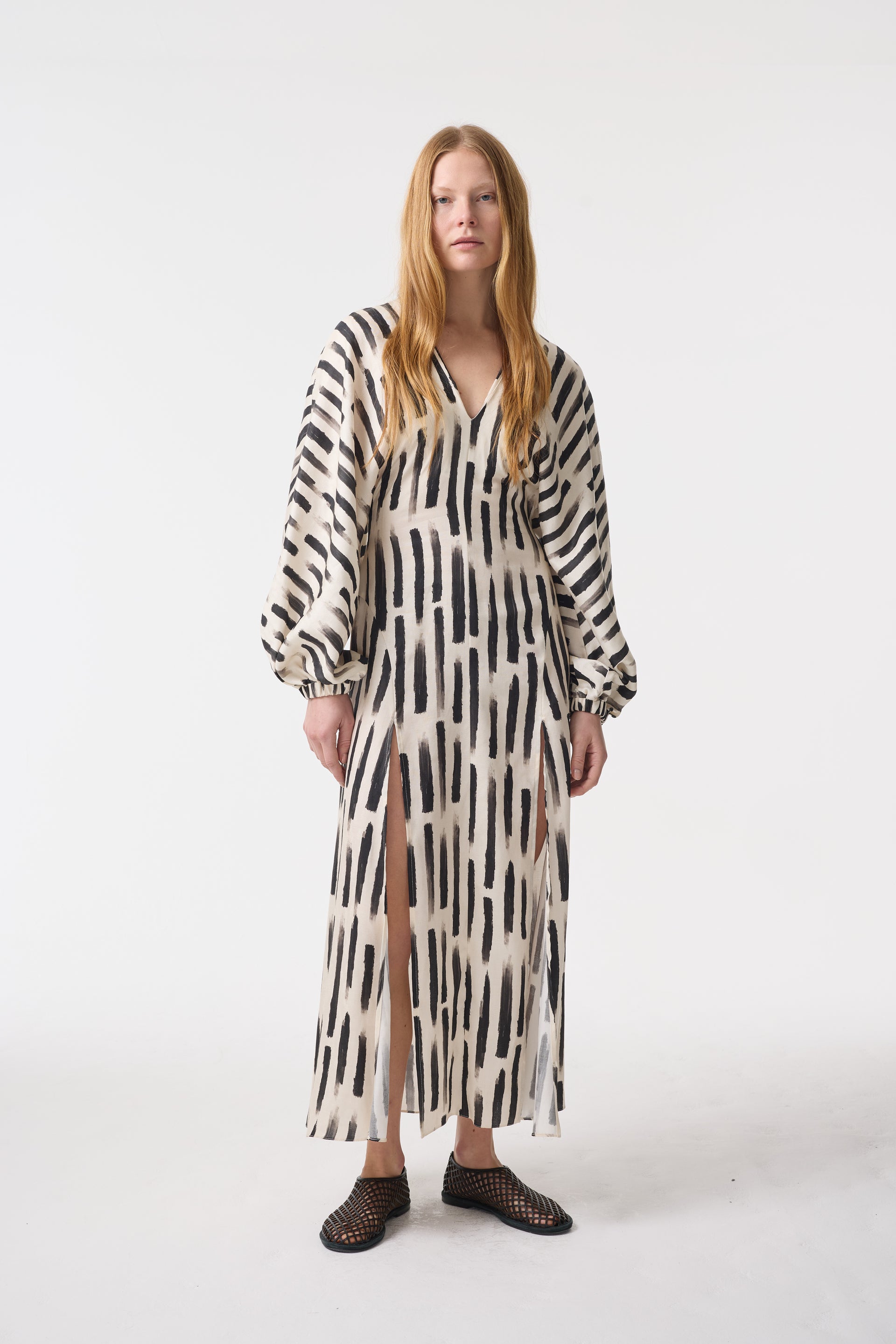 Evie Brush Stroke Print Dress - Brush Stroke Print / 6