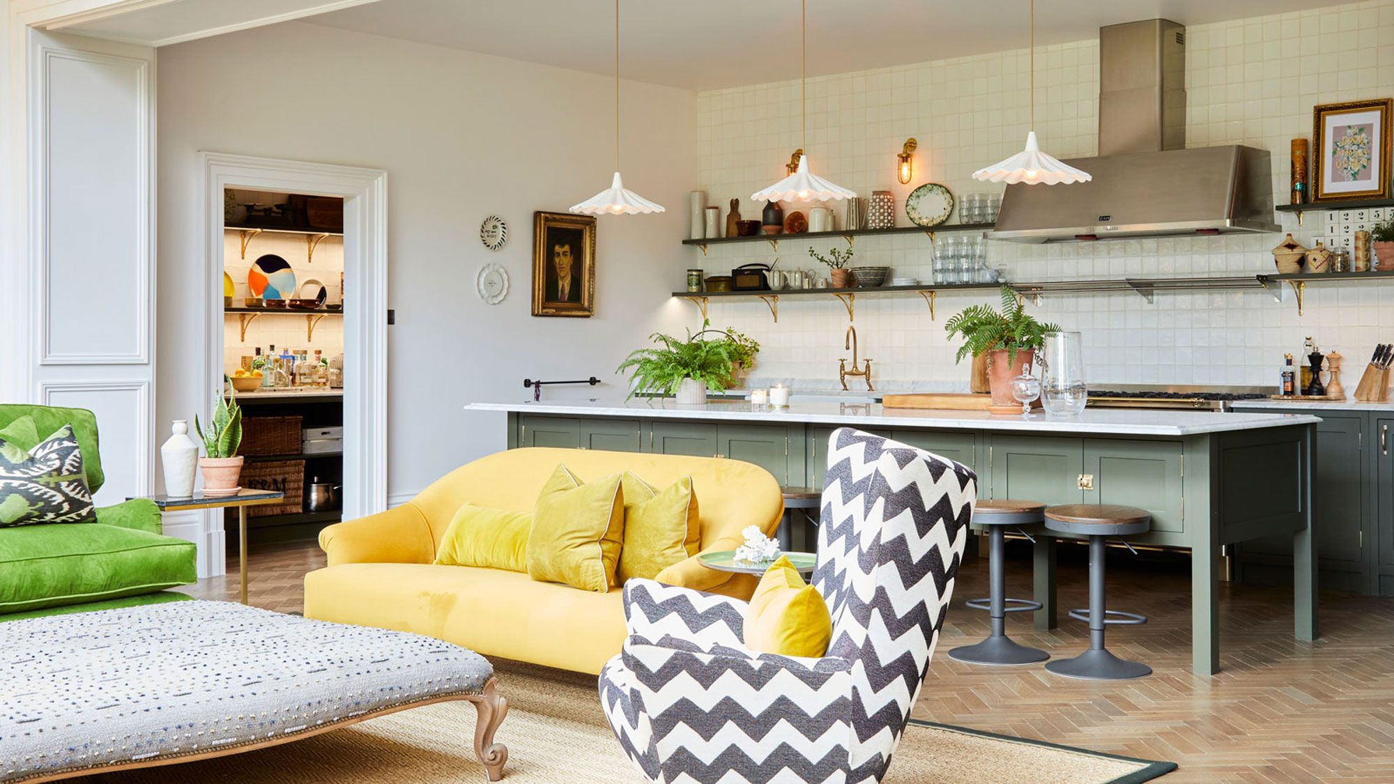 19 family kitchen ideas that prove practical doesn't have to equal ...