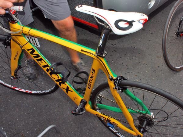 When was the last time we saw a custom painted bike that celebrated its rider wearing both the yellow and green jerseys?