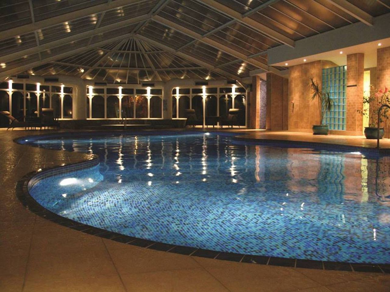The pool at the Metropole Hotel