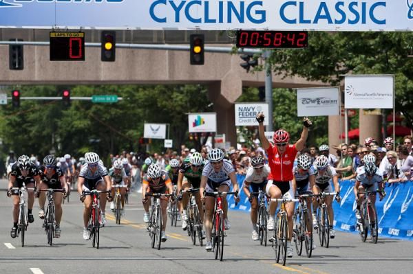 Leah Kirchmann (Colavita Forno D'Asolo) sprints to a win in the women's race.