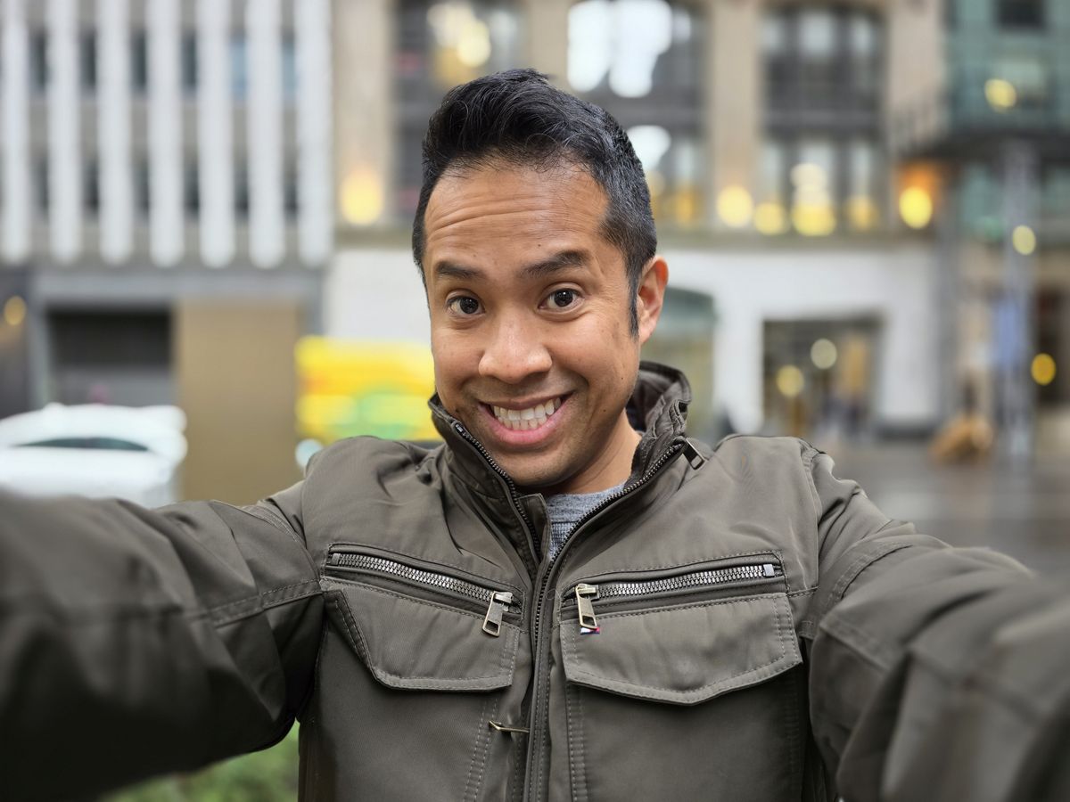 Samsung Galaxy S24 Ultra portrait mode.