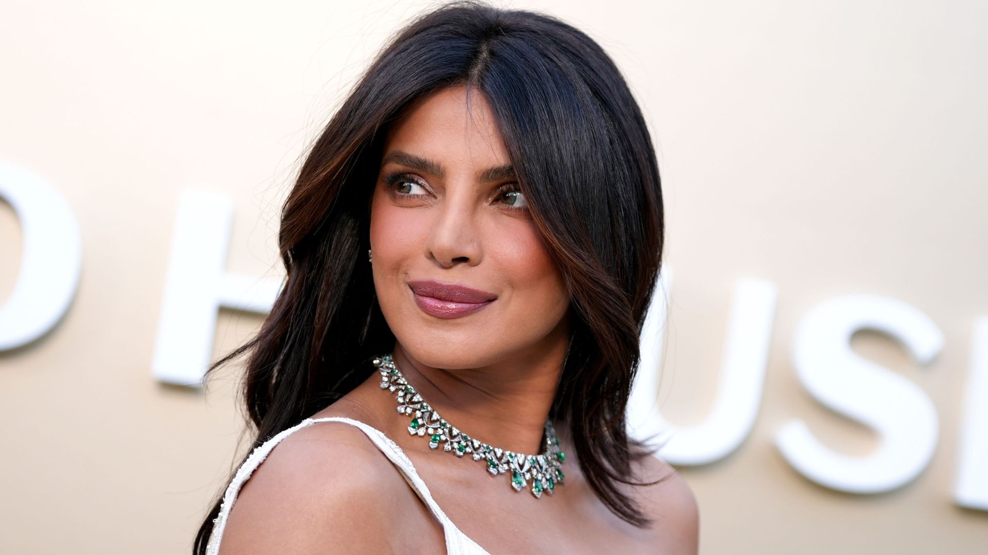 Priyanka Chopra Jonas wearing lifted Blusher at an awards ceremony