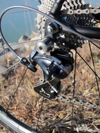 The 9000 rear derailleur features a new cable-pull geometry