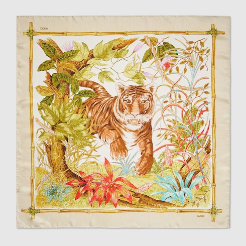 "il Gattino" Printed Silk Carr&amp;eacute;
