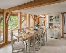 Stop in the Sticks presenet Hares Furrow a luxury oak frame self-catering accommodation in the heart of the Leicestershire countryside. 4 bed sleeps 8.