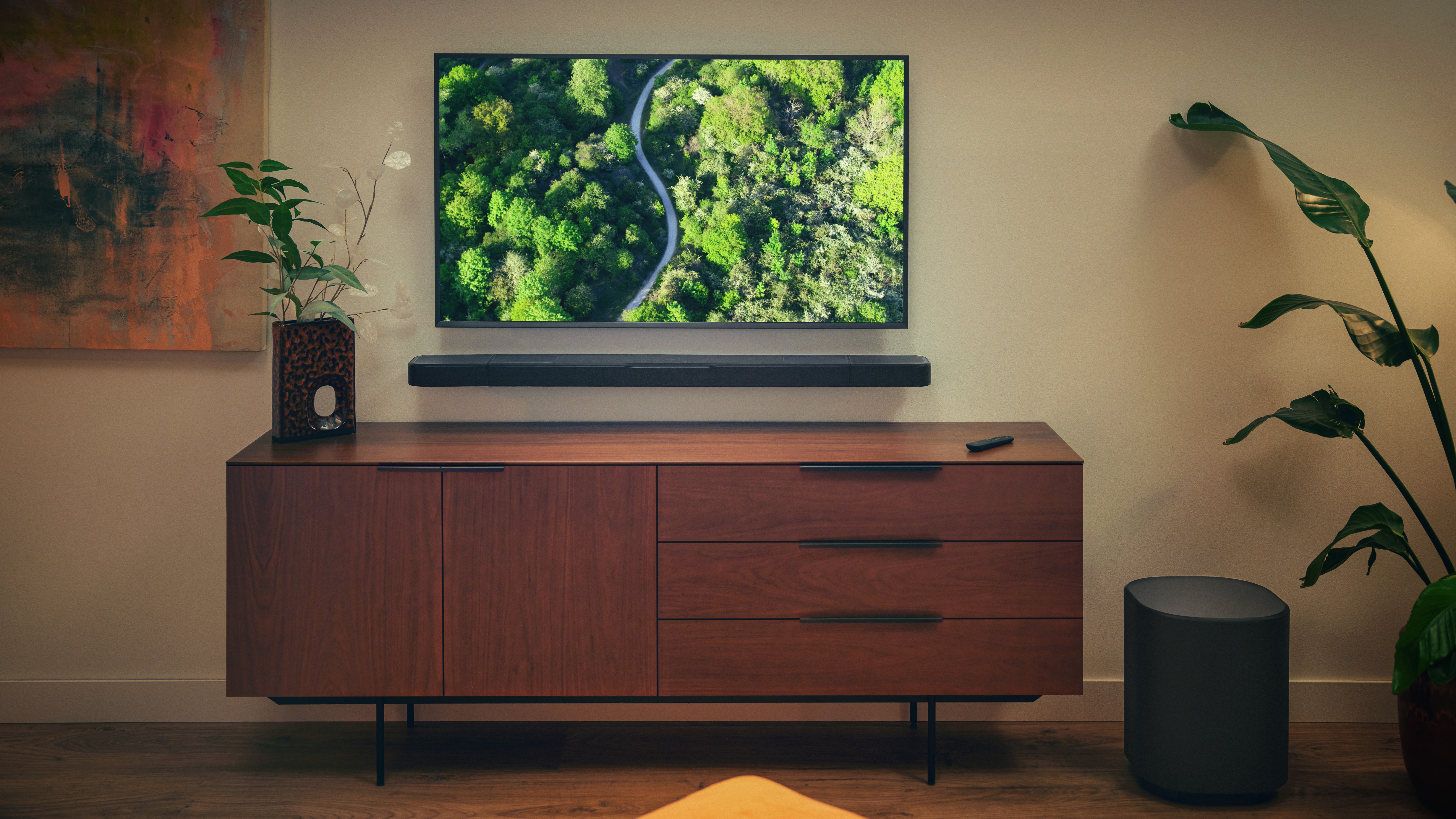 JBL Bar 1000MK2 lifestyle image