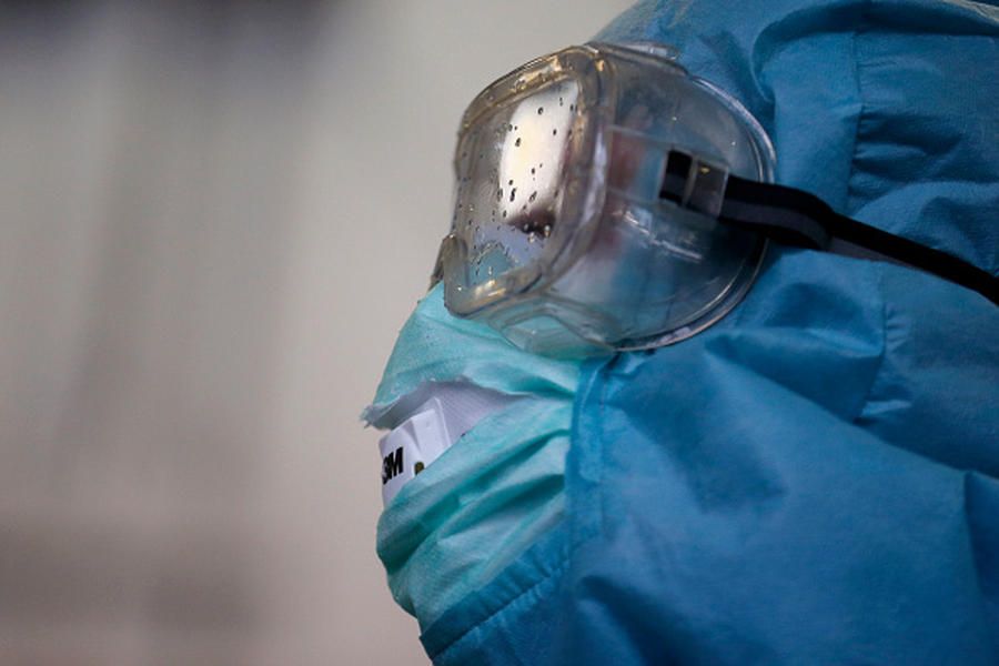 Sierra Leone doctors strike over Ebola treatment