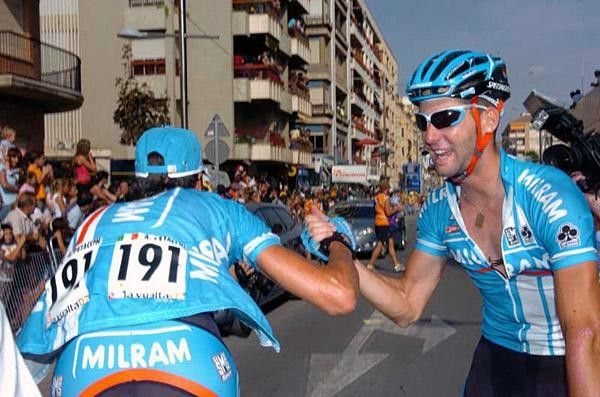 Petacchi gets congratulations from his team-mate