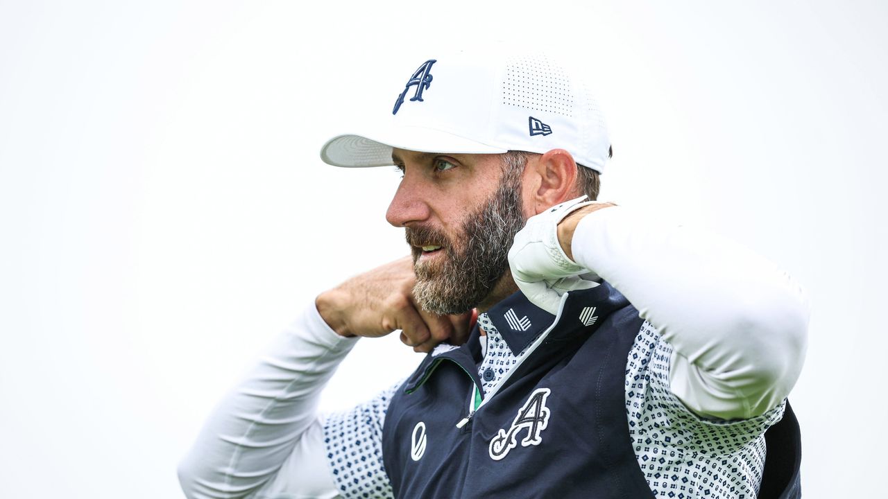 Dustin Johnson sorts out his collar during the 2025 Alfred Dunhill Links Championship