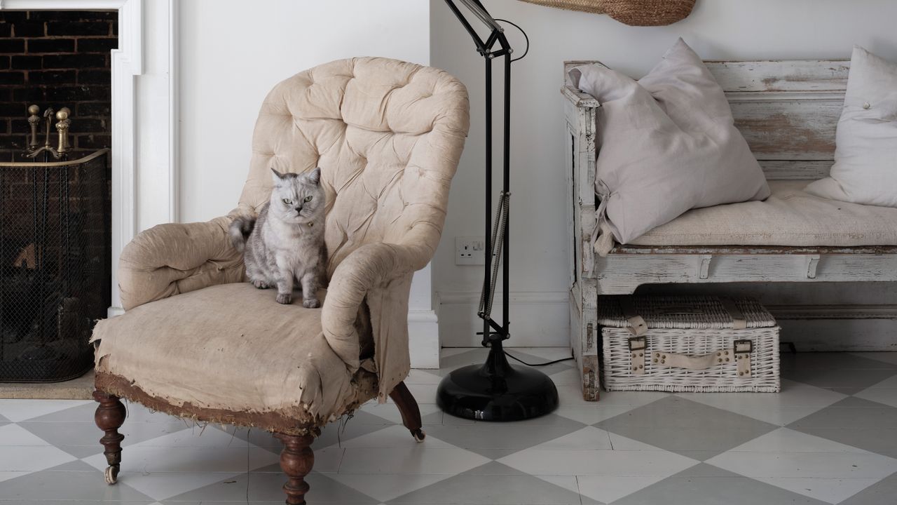 Grey and white checkerboard wooden flooring