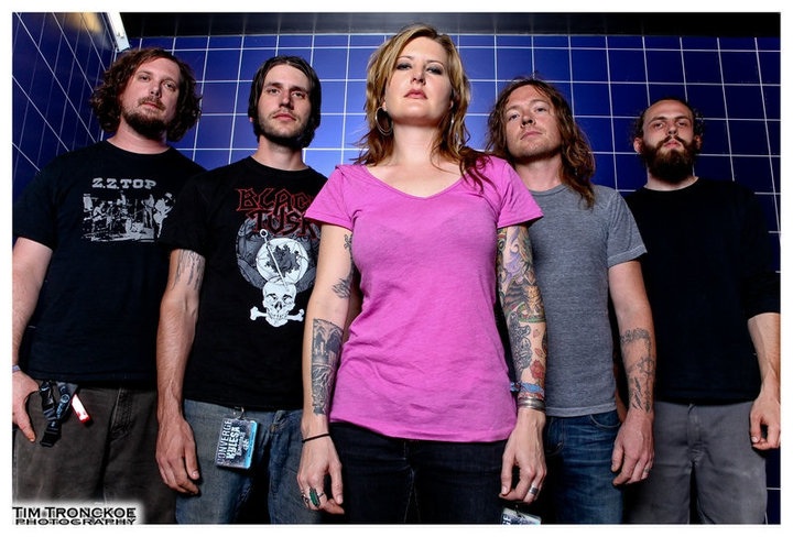 Interview: Kylesa Guitarists Laura Pleasants And Phillip Cope Talk ...