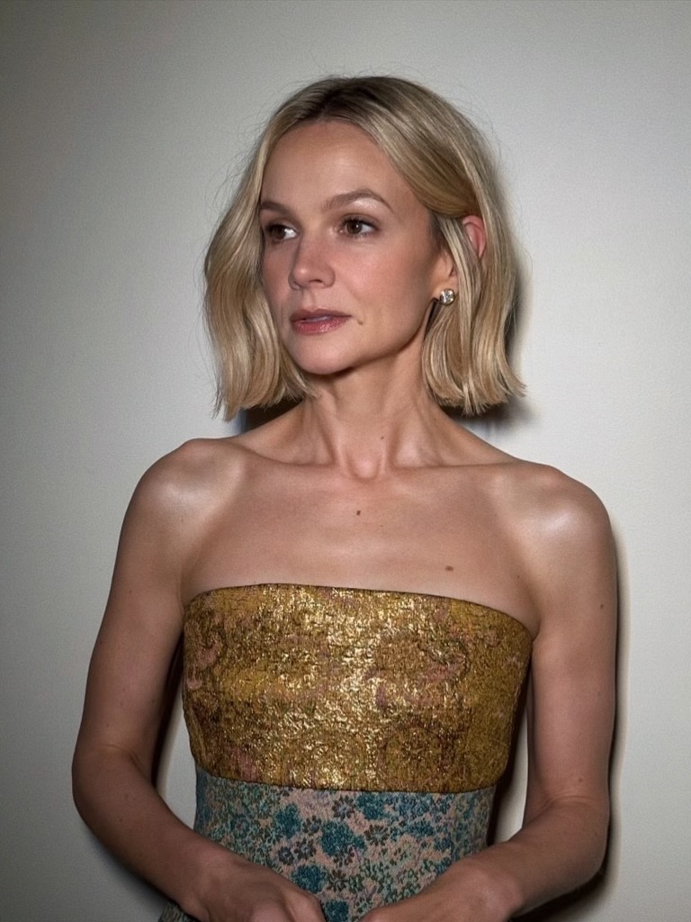 Carey Mulligan with French bob