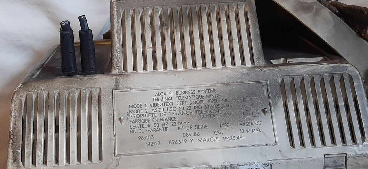 Alcatel product information label on melted Minitel 2