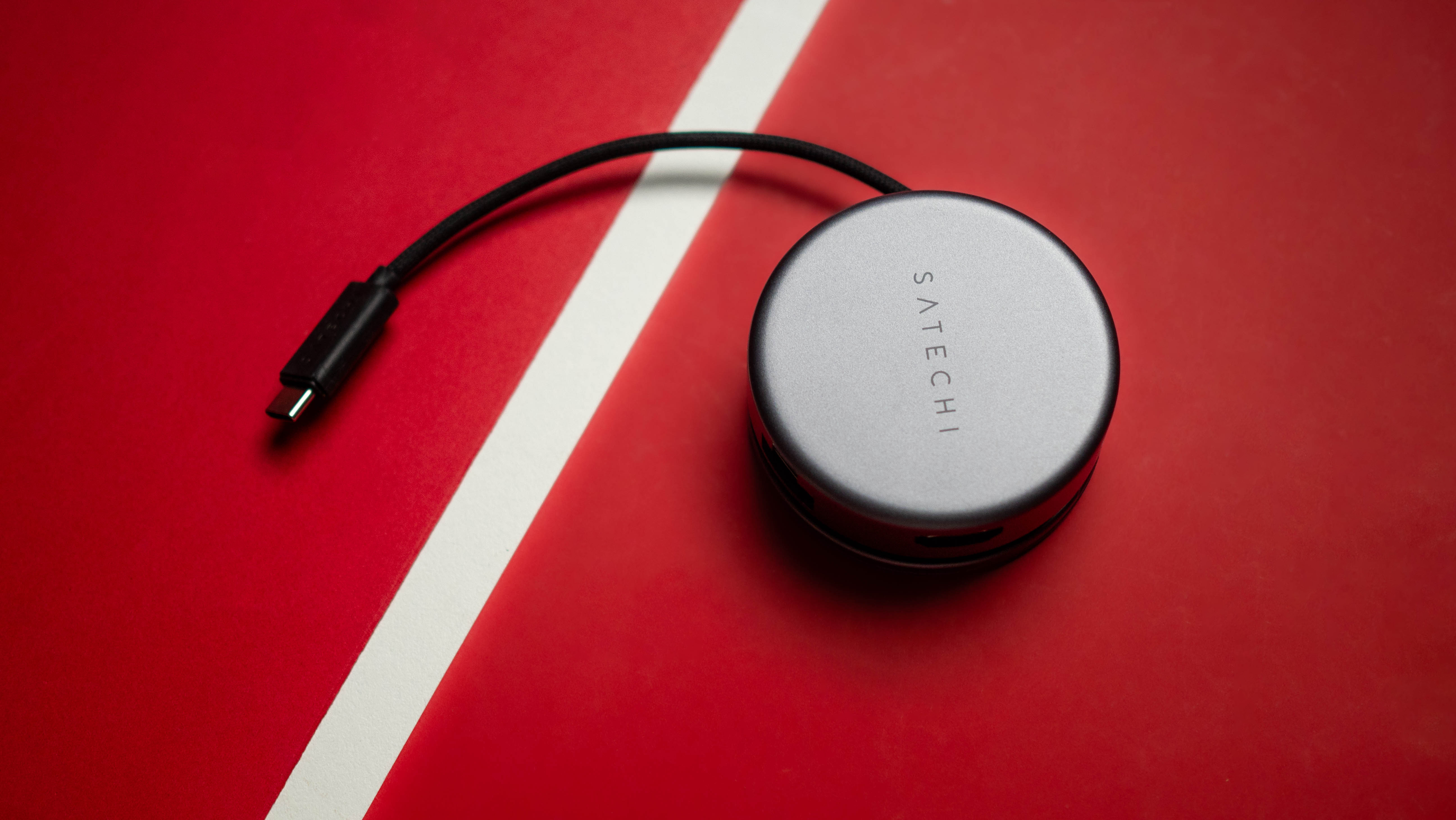 Satechi OntheGo 7-in-1 USB-C Hub testing on Android Central