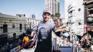 Tomáš Slavík with his trophy at Red Bull Valparaíso Cerro Abajo 2023