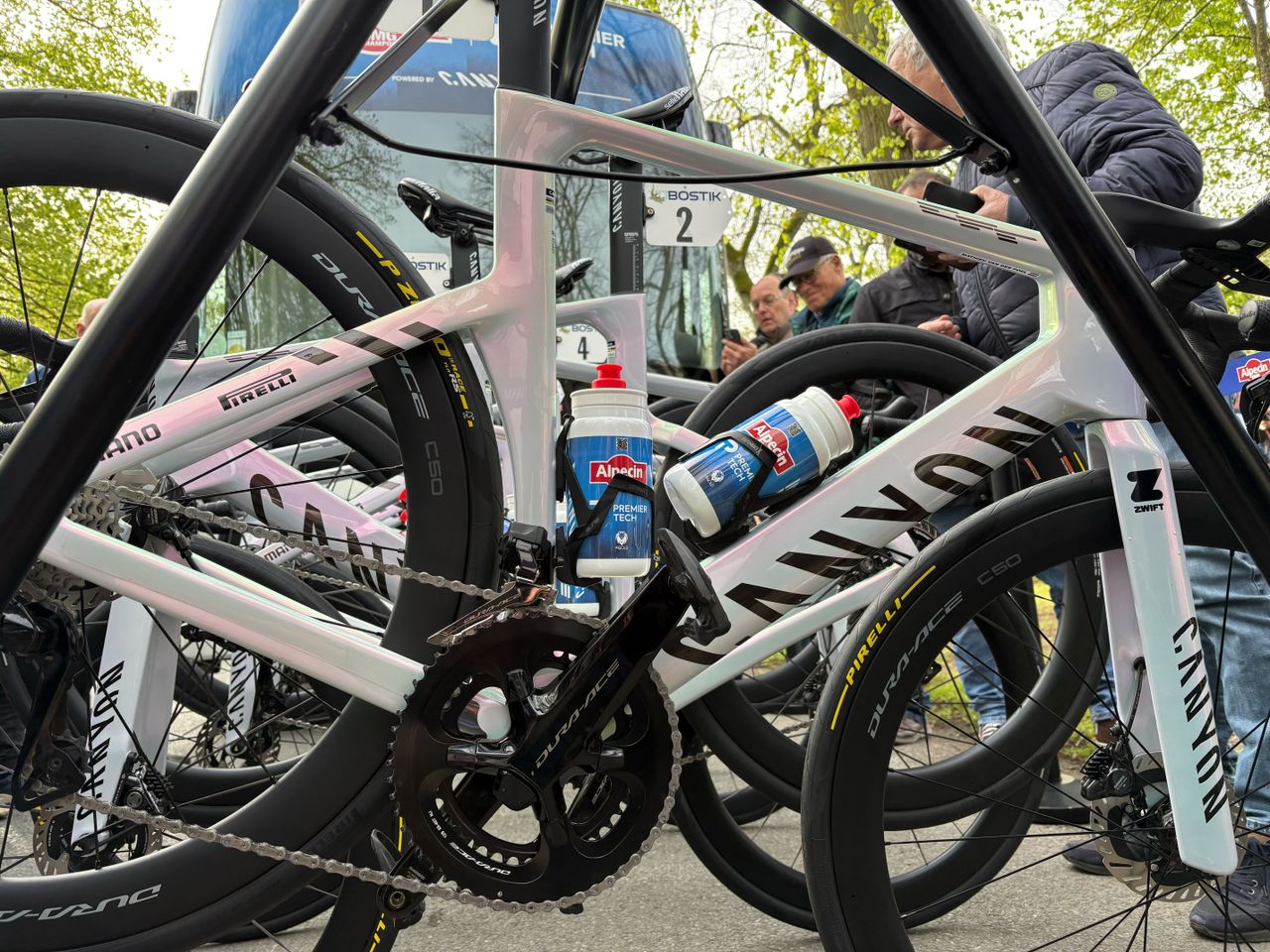 Mathieu van der Poel's Canyon Aeroad for Paris-Roubaix