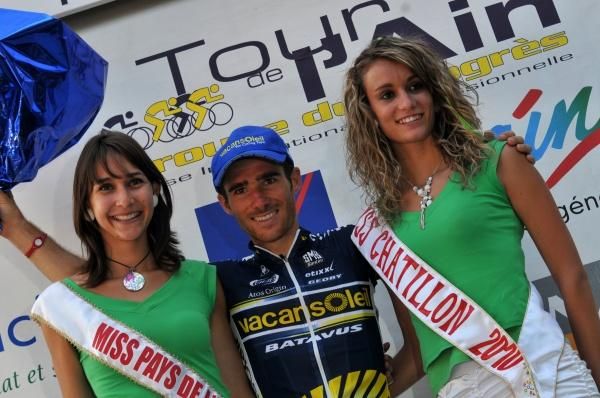 Romain Feillu (Vacansoleil) on the podium after winning stage 2 of Tour de l'Ain.
