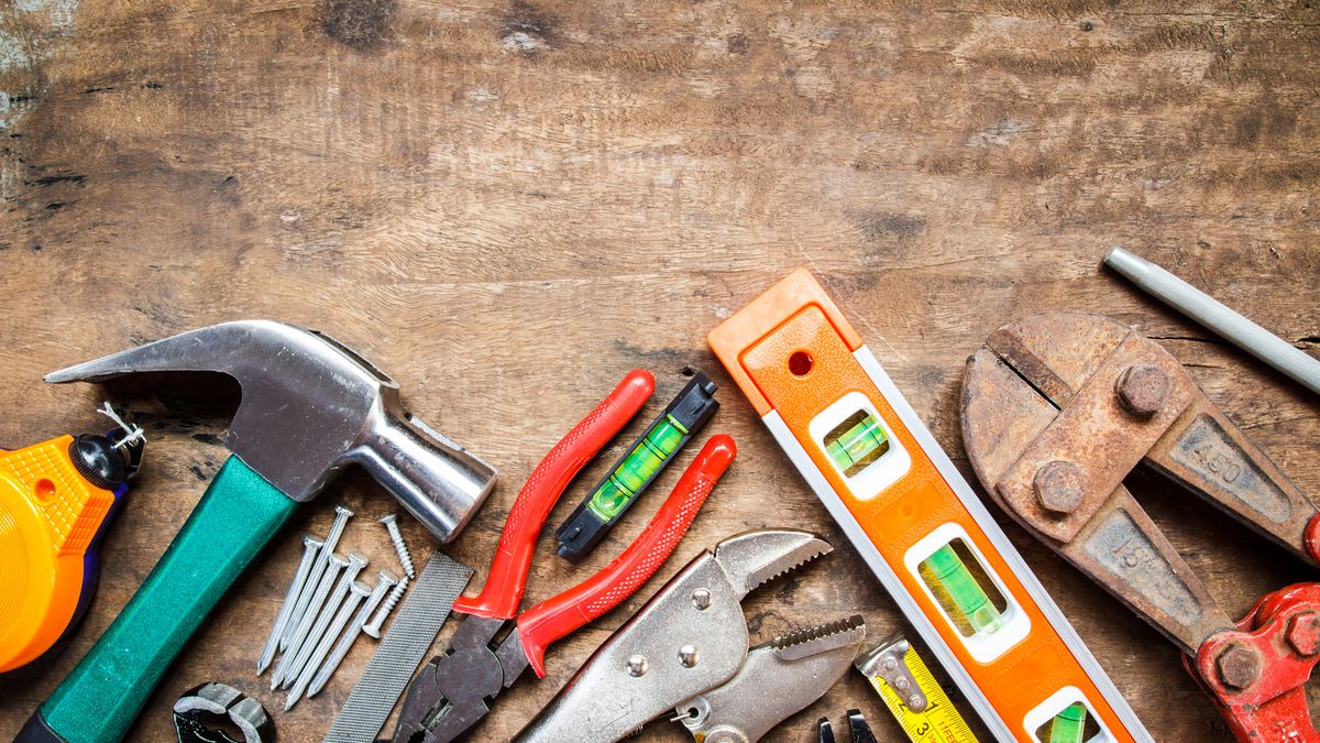 Variety of workman&amp;#039;s tools