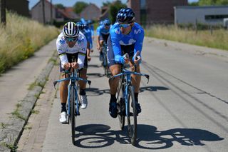 Imanol Erviti rides alongside Movistar teammate Alejandro Valverde