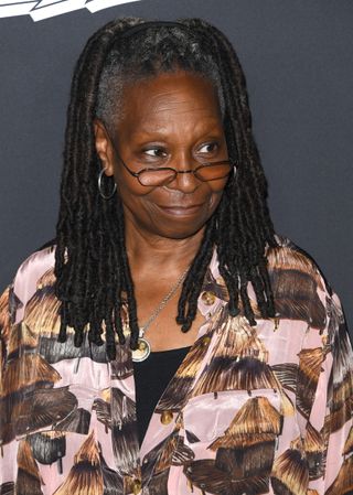 gray hair - Whoopi Goldberg